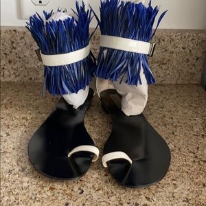 Reed karakoff feather sandal